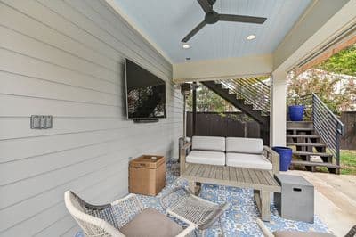 Bryker Woods Garage Apartment