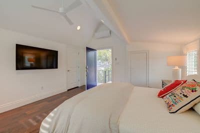 Bryker Woods Garage Apartment